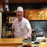 天寿し 京町店 - 天野さんと海ぶどうとトロの手巻き