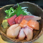 Sushi Masa Honten - 本鮪、サーモン、平貝、蛸、ハマチ 1500円