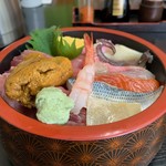 魚玉 - 【うに入り海鮮丼…1,000円】♫
