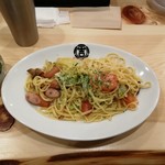 スパ吉 - 粗びきソーセージとマッシュルームのペペロンチーノ