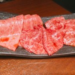 炭火焼肉 ふちおか - タレのお肉 トモサンカク シンシン ウワミスジ