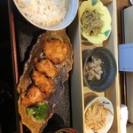 Teppanyakitorikuchibashi - ランチ（唐揚げ）