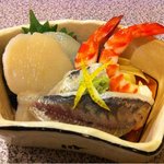 魚佐 - 酢の物（平貝、車エビ、鯵）