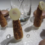 レフェルヴェソンス - おしゃべりのひととき　～ココナッツを使った三角クランチ ホワイトチョコを載せて～