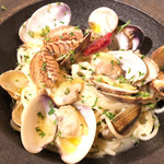 Barca. - 麺が見えないアサリいっぱいのボンゴレ