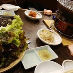 まんぷくカルビ - 