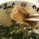 ラーメンやまもと - シナチクが少なかった