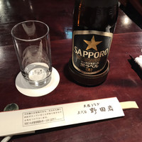 五代目 野田岩 麻布飯倉本店 - サッポロ 中 (730円)
