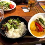 でですけ サイゴンキッチン - 
