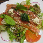 ビストロ バキュース - スモークサーモン