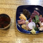 旬ものと日本酒 とみ笑 - 天然すっぽん刺身