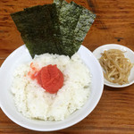 うりんぼ - めんたいご飯せっと 950円
            （ラーメン、めんたいのりご飯、小鉢）