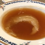 ホテルオークラ 中国料理「桃花林」 - ふかひれの姿煮込み
