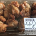 Aコープ - 料理写真:若鶏の唐揚げ 381円＋税