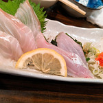 酒蔵 駒忠 - すずき刺し ポン酢 290円