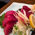 酒蔵 駒忠 - かつを刺し 390円