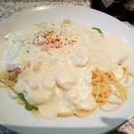 ロビン - ホワイトソースは