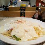 ロビン - 横からホワイトソース