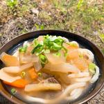 谷川製麺所 - 春の陽気の中で食べる外うどん♬最高です✌