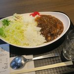 OiOi食堂 - OiOiカレーライス（￥600）