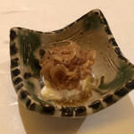 大塚はなおか - 酒肴（桜エビの佃煮）