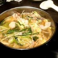 博多もつ鍋 やま中 赤坂店 - もつ鍋　しょうゆ