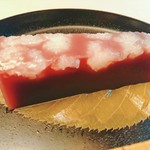 緒方 - ⑮夜桜(もち米入り自家製小豆羊羮)　