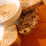 ザ・マーケット - 天然酵母のパン三種類付！