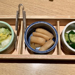 とんＱ - 漬物（食べ放題）