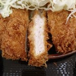 豚屋とん一 - ロースカツ定食（690円＋税）