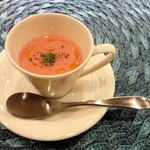 ジラソーレ - 大根とビーツのスープ