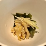 イチリン ハナレ - 白ミル貝と新若布 白髪葱の和えもの