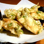 立花屋 - 貝柱と三ツ葉のかき揚げ　ふわっとジューシーな貝柱の食感を大切に、かろやかに揚げるのがコツ。
