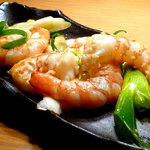 立花屋 - 海老のゆず胡椒炒め　新鮮な海老のプリッとした食感。ゆずの香りがフレッシュな風味を加える。