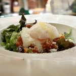 トリワイン ＰＩＫＯＳＨＨＨＵ - 温玉シーザーサラダ？？