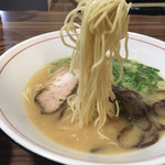 Ramen Izakaya Toshitarou - 麺リフト