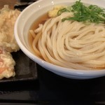 讃岐うどん 島八 - 角がはっきりしたうどん