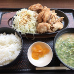 Suizu Pa-Kingu Eria No Bofu Doko To - 定食