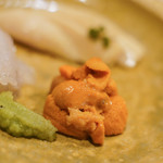 うを徳 - 蝦夷地（えぞち）"蝦夷馬糞海膽（えぞばふんうに）" と山葵（わさび）