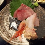 金町製麺 - 刺身盛り合わせ