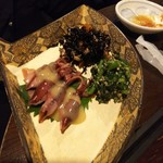 金町製麺 - ホタルイカなどおばんざい盛り合わせ