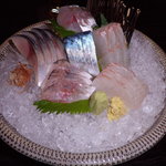 来ル里 - ひらすずき、鯵、〆鯖の盛合せ