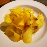 欧風酒場テラコバール - ポテチ