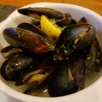 欧風酒場テラコバール - ムール貝の白ワイン蒸し