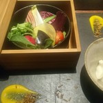 Reconnaissance - バーニャカウダ、ニンジンソース、蟹みそムース