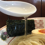 麺処ほん田 - トロリとした濃厚昆布水