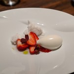 アコルドゥ - 「バラ科の実と花　生きるものとその景色」