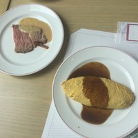 オールデイダイニング ハーモニー - 料理 ローストビーフとオムレツ