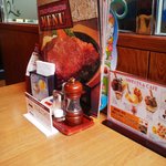 Suteki No Don - ステーキのどん 十条新千本店の卓上調味料（11.07）
