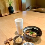 鮨 麻生 平尾山荘 - 厚揚げえのきの煮浸し、大豆と烏賊醤油煮、胡麻鰤